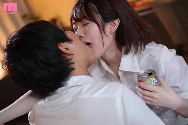 [mida00211]普段は物静かな水卜さんは会社の飲み会後に酔ったら…淫ら 脱いだら凄いふわとろ神乳’ミトパイ’フルコースで痴女られた一夜 水卜さくら