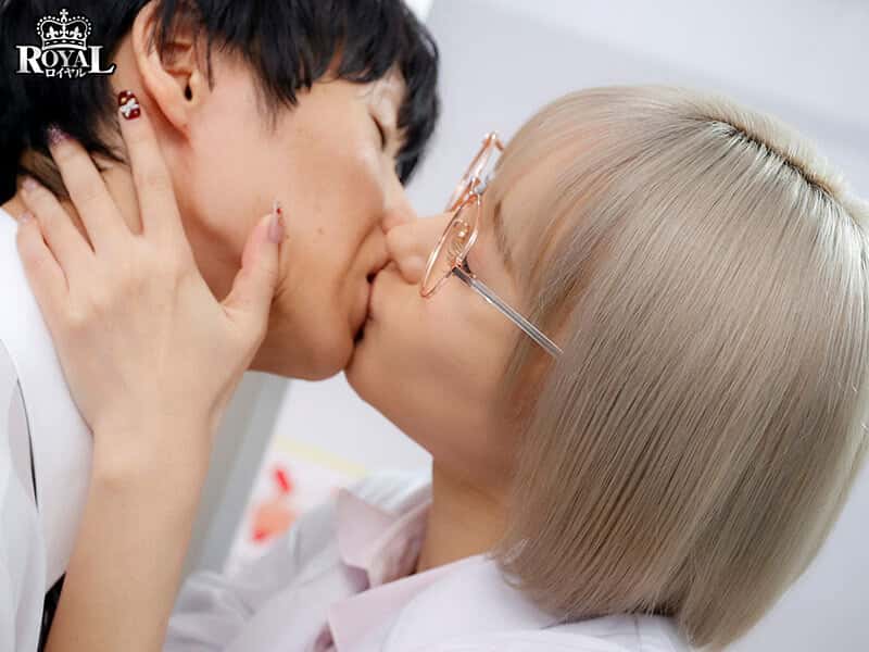 [royd00248]行列ができる性のお悩み相談所 爆美女先生がとろっとろナマ膣診察で何度も精液搾りつくしてくれる男子校のえちえち保健室 百永さりな