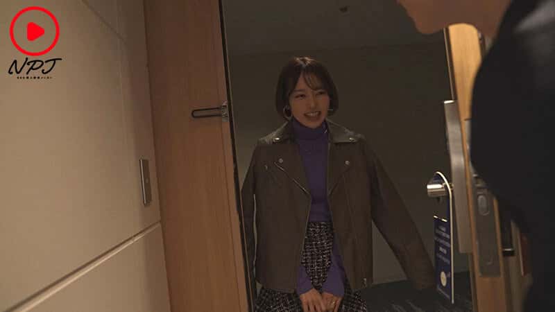 [npjs00201]「自慰行為じゃ足りない」Xで自ら応募。SNSでバズってる絶倫カリスマハメ師と人妻のオフパコ 動画。