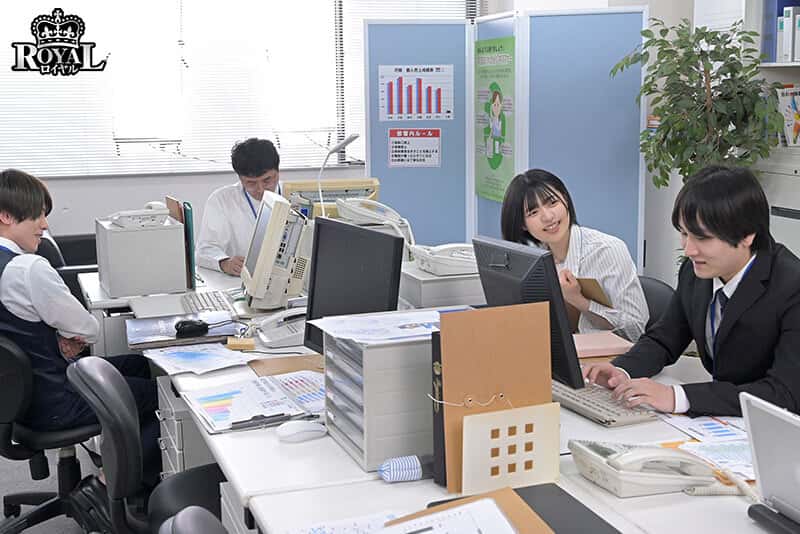 [royd00254]おチンチン舐めてあげるから恋人のフリしてっ！早く結婚しろとうるさい両親を安心させるために超カワイイ同期女子の一日彼氏になったボク 虹村ゆみ