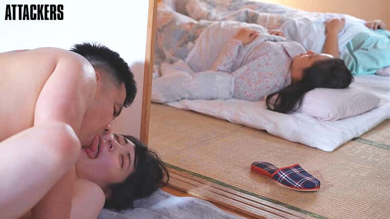 [same00176]ダメです、お父さんに気づかれちゃう… 虹村ゆみ