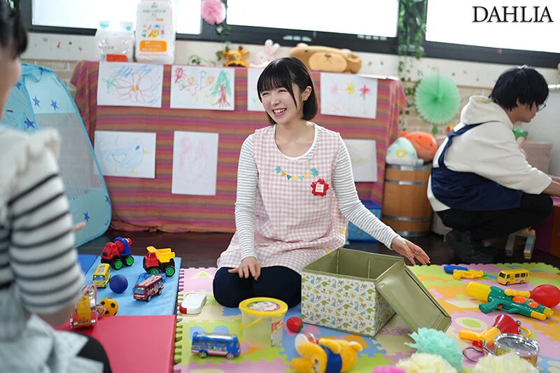 [1dldss00430 DLDSS-430]「だって…パパさんの事が好きな性癖なんだもん。」娘達の担任保育士さんの誘惑不倫でチ○ポは狂わされ、寝取られました。 善場まみ