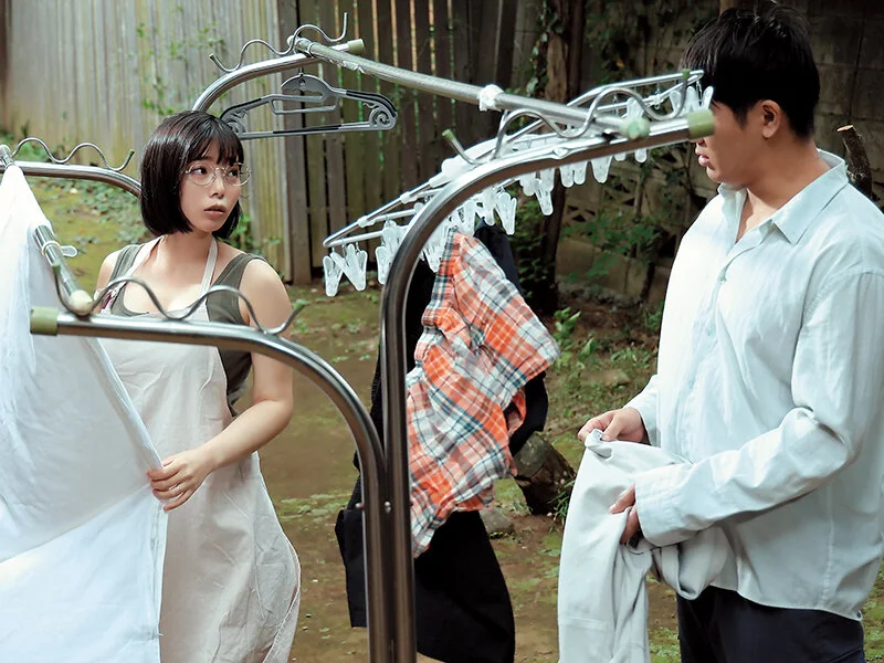 [dvaj00711 DVAJ-711]下宿先の奥さんと肉体関係を持ってしまった僕は留年ギリギリなのに講義にも出ず薄汚いアパート部屋で巣篭もりSEXに明け暮れた 九井スナオ