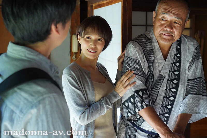 [roe00474 ROE-474]帰省したら、祖父と母がデキていた。あの日、見てしまった出来事が僕を生涯≪熟女好き≫に変えた―。 星冬香